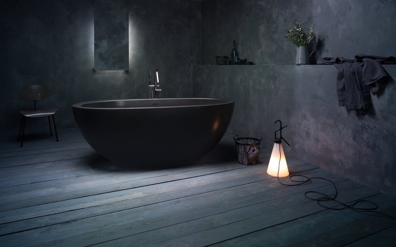 Aquatica Karolina 2 Freistehende Badewanne aus Kunststein NeroX™ – Schwarz picture № 0