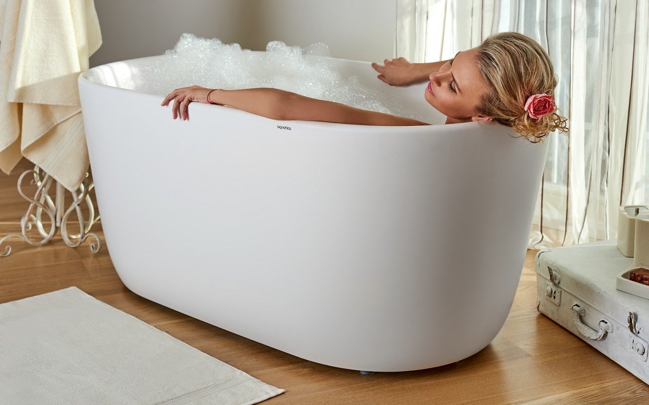 Aquatica Lullaby-Mini-Wht™ Freistehende Wanne mit fester Oberfläche picture № 0